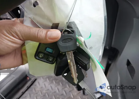 2024 Ford Police Interceptor из США, поврежденный, VIN 1FM5K8AC0RGA77412